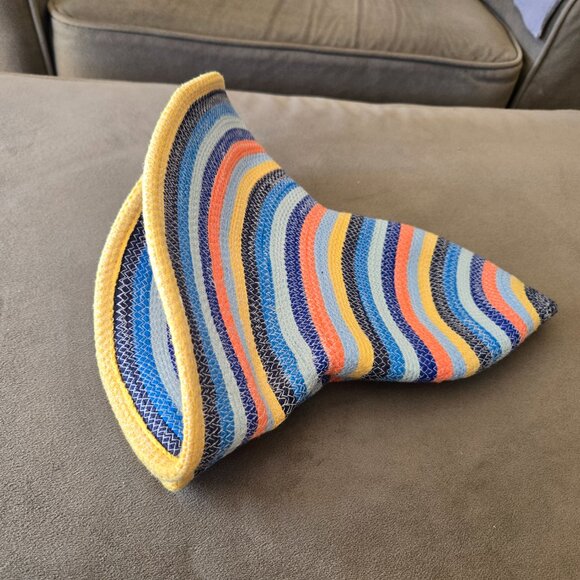 Club Monaco 100% cotton sun hat - Picture 8 of 8